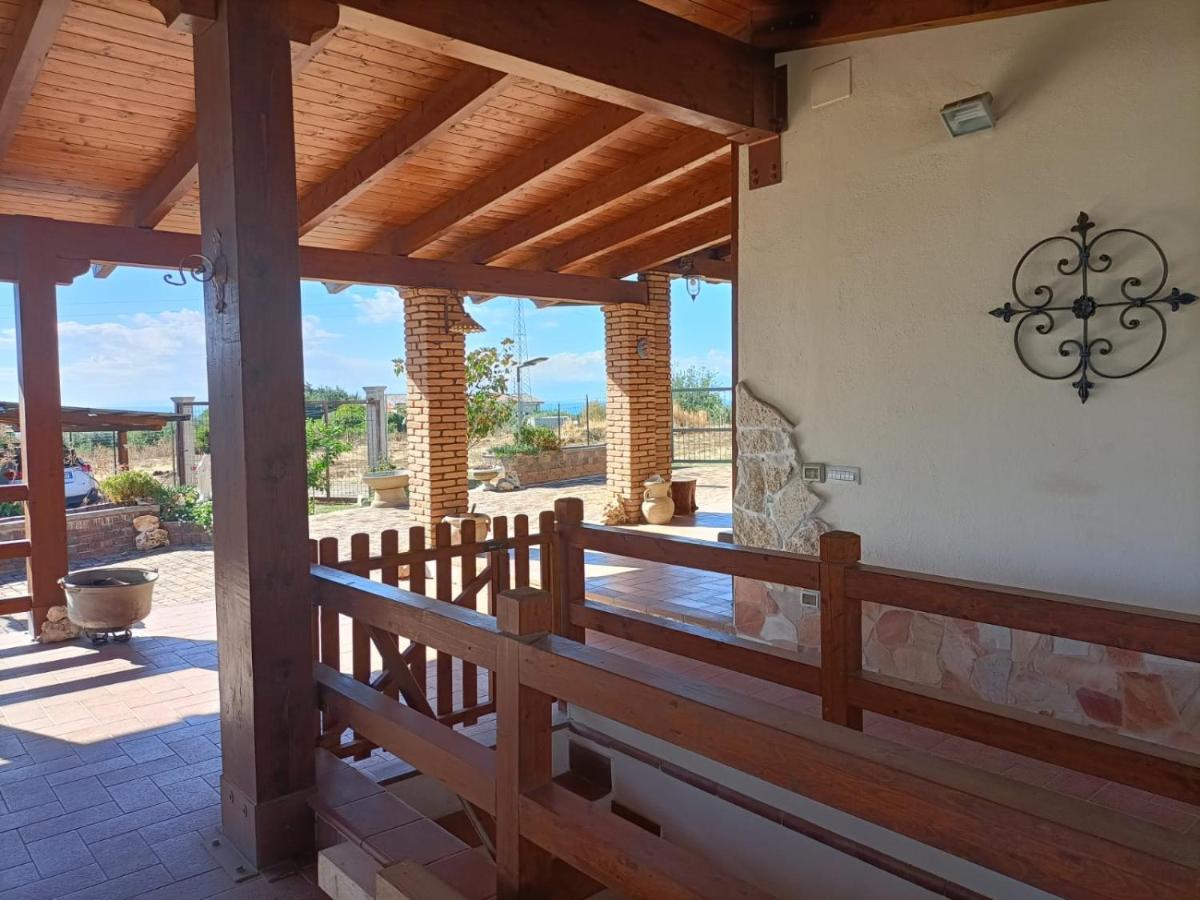 La Taverna Di Angela Amendolara Ngoại thất bức ảnh